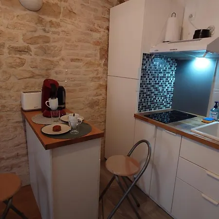 Clos Des Perrieres Cosy T2 Centre Gare Apartman *